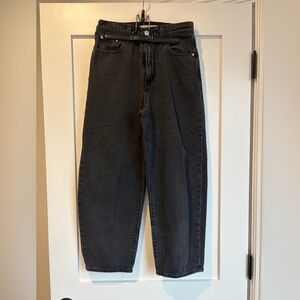 Levi’s Balloon High-Waisted Jeans